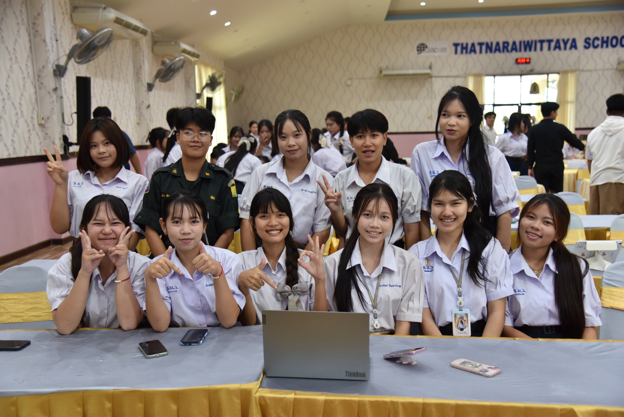 รร-ธาตุนารายณ์-2_0.jpg