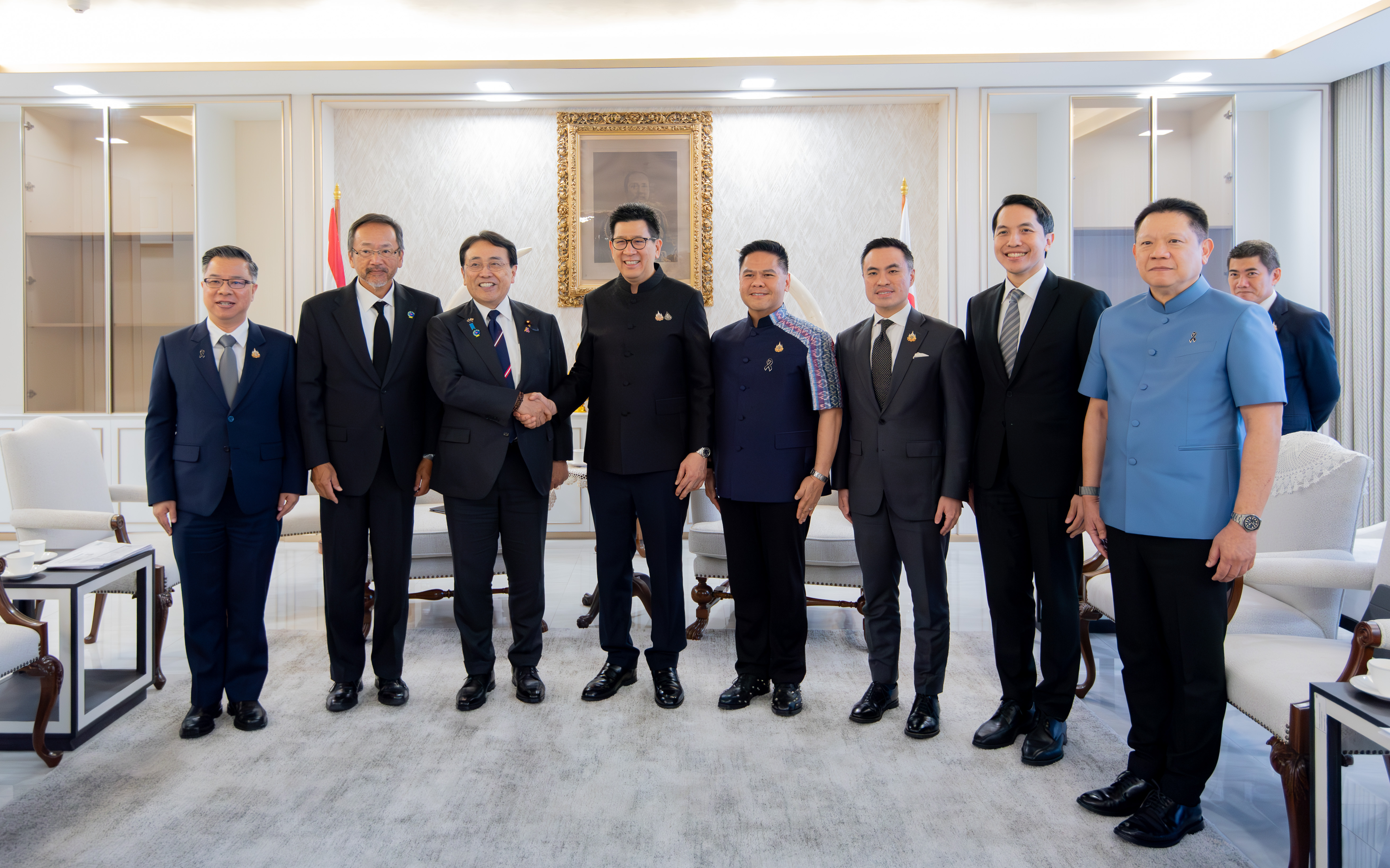 09.jpg