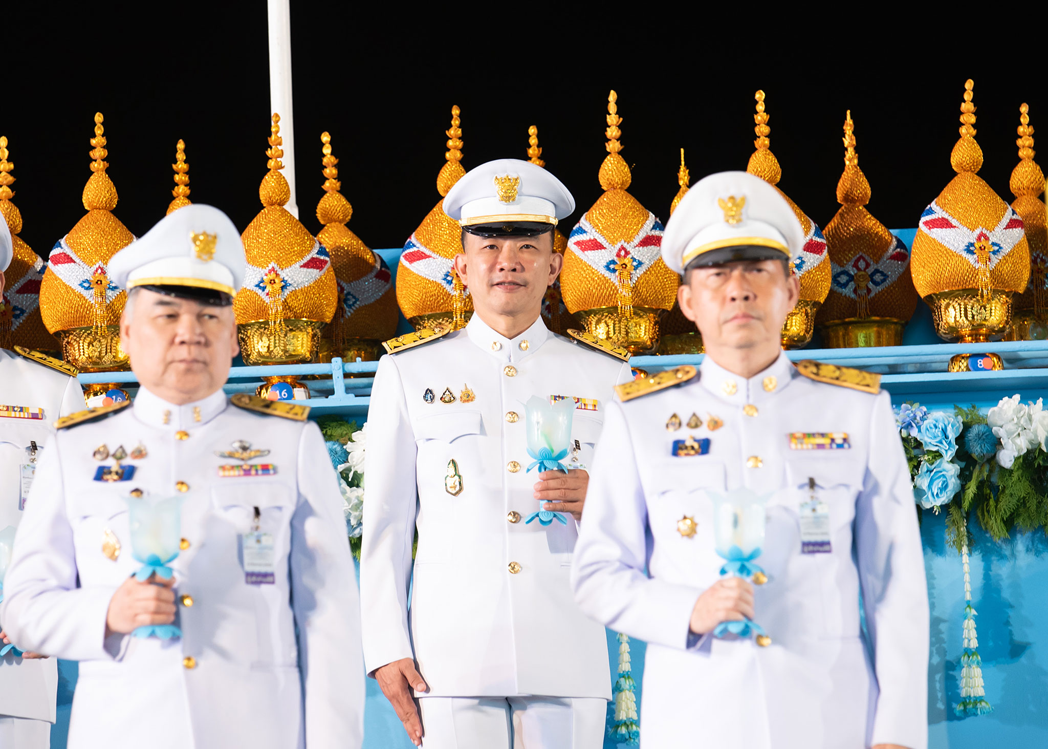 ผู้แทนสำนักงานเศรษฐกิจการคลัง กระทรวงการคลัง เข้าร่วมพิธีจุดเทียนถวายพระพรชัยมงคล เน...
